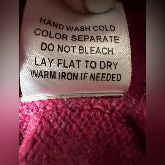 NWT LE LIS Hot Pink Oversized XS Wool Blend Crew Neck SOFT LIKE CASHMERE Sweater - Picture 3 of 11